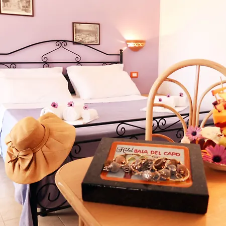 Hotel Baia Del Capo 3*