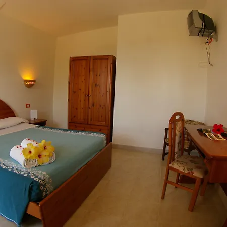 Baia Del Capo Hotel 3*