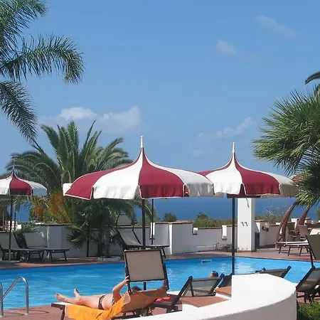 Baia Del Capo Hotel Ricadi