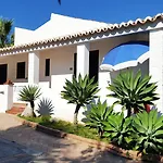 Hotel Baia Del Capo