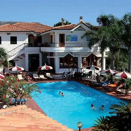 Baia Del Capo 3* Ricadi